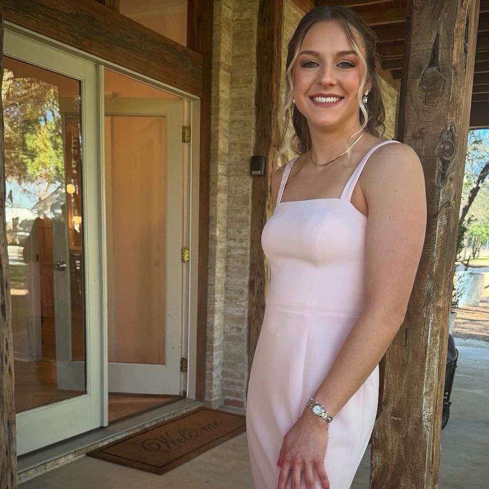 Meet your Posher, Halye